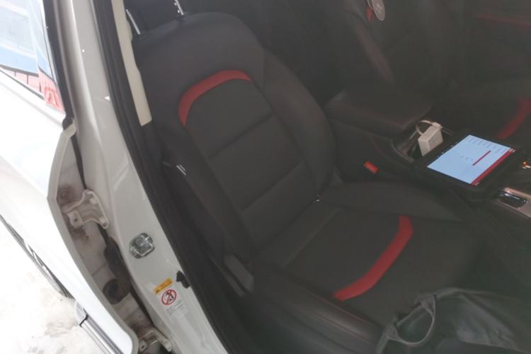 Used CHANGAN CS55 2018 1.5T Automatic Colorful Edition China V Standard Right Front Seat