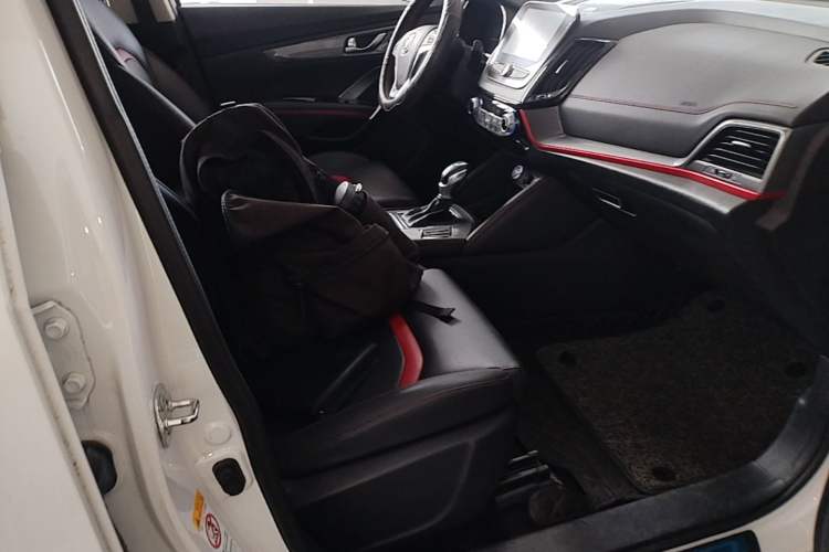 Used CHANGAN CS55 2018 1.5T Automatic Xuan Dong Model China V Standard Right Front Seat