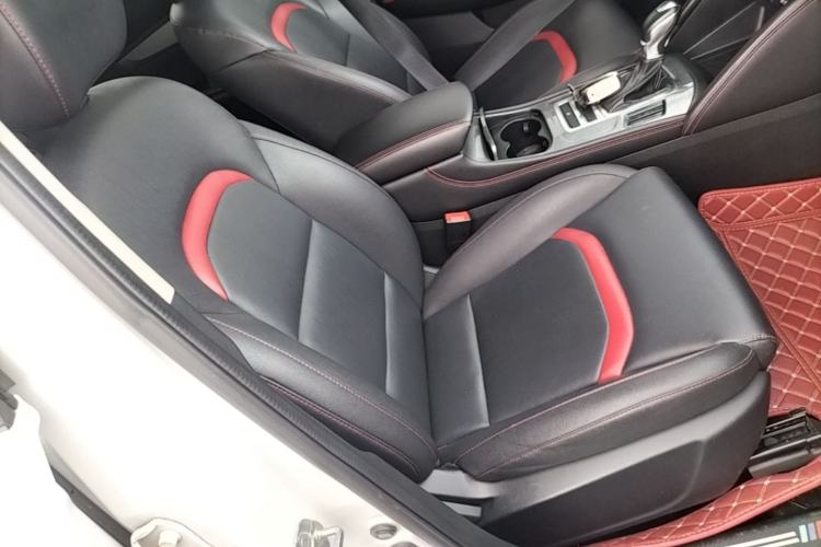 Used CHANGAN CS55 2018 1.5T Automatic Colorful Edition China V Standard Right Front Seat