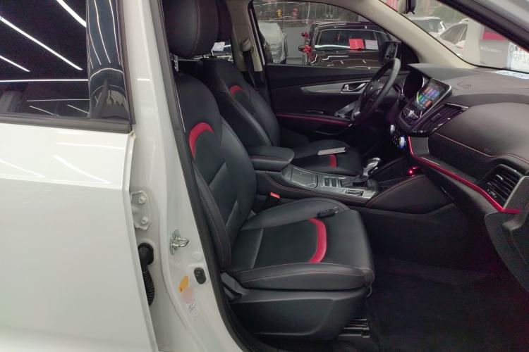 Used CHANGAN CS55 2018 1.5T Automatic Colorful Edition China V Standard Right Front Seat