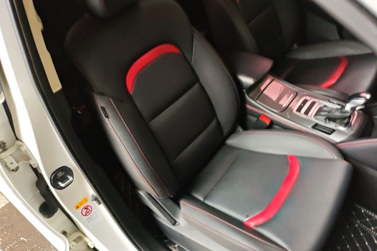 Used CHANGAN CS55 2018 1.5T Automatic Colorful Edition China V Standard Right Front Seat