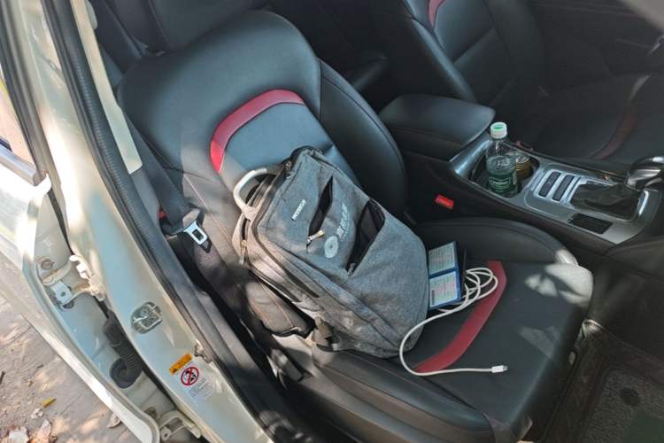 Used CHANGAN CS55 2018 1.5T Automatic Colorful Edition China V Standard Right Front Seat