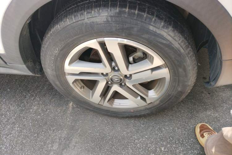 Used CHANGAN CS55 2018 1.5T Automatic Colorful Edition China V Standard Right Front Wheel Hub