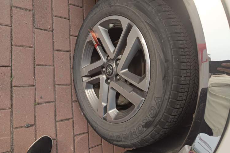 Used CHANGAN CS55 2018 1.5T Manual Colorful Model China V Standard Right Front Wheel Hub