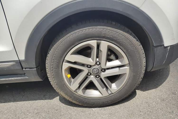 Used CHANGAN CS55 2018 1.5T Automatic Colorful Edition China V Standard Right Front Wheel Hub