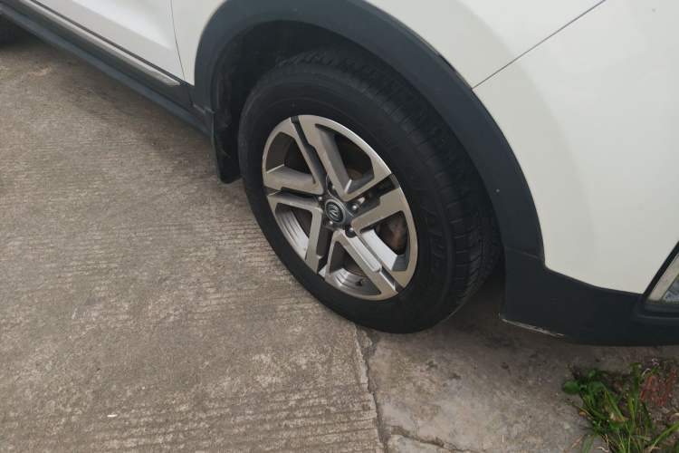 Used CHANGAN CS55 2018 1.5T Manual Colorful Model China V Standard Right Front Wheel Hub