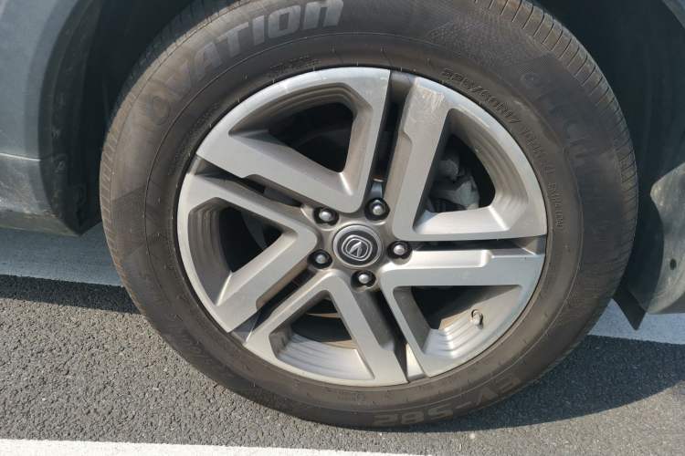 Used CHANGAN CS55 2018 1.5T Automatic Colorful Edition China V Standard Right Front Wheel Hub