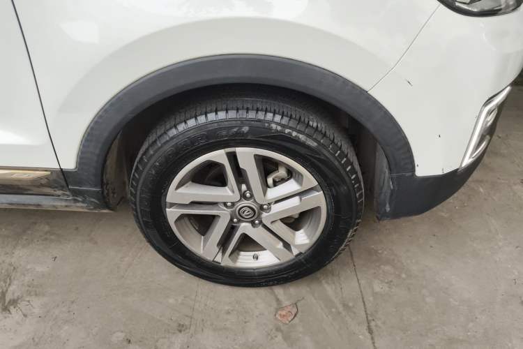 Used CHANGAN CS55 2018 1.5T Manual Colorful Model China V Standard Right Front Wheel Hub