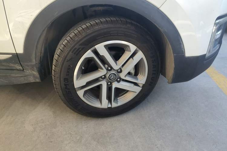 Used CHANGAN CS55 2018 1.5T Manual Colorful Model China V Standard Right Front Wheel Hub