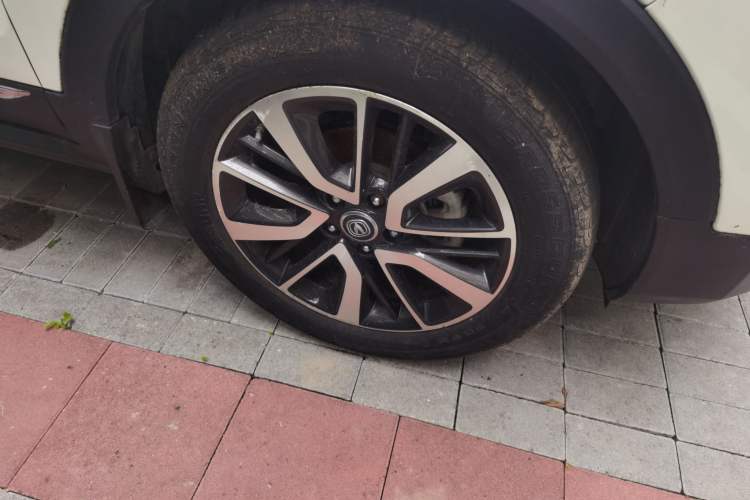 Used CHANGAN CS55 2018 1.5T Automatic Xuan Dong Model China V Standard Right Front Wheel Hub