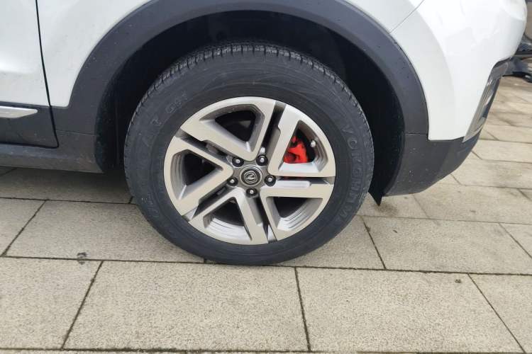 Used CHANGAN CS55 2018 1.5T Manual Colorful Model China V Standard Right Front Wheel Hub