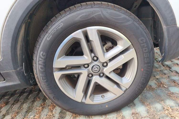 Used CHANGAN CS55 2018 1.5T Manual Colorful Model China V Standard Right Front Wheel Hub