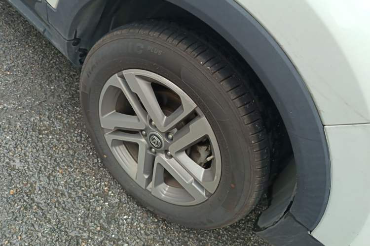 Used CHANGAN CS55 2018 1.5T Automatic Colorful Edition China V Standard Right Front Wheel Hub