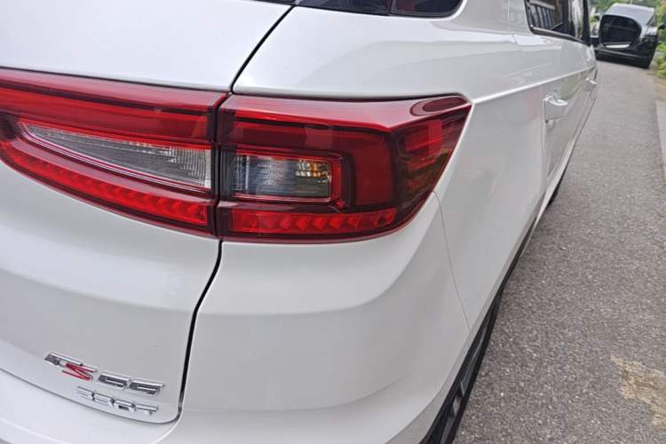 Used CHANGAN CS55 2018 1.5T Automatic Colorful Edition China V Standard Right Rear Taillight