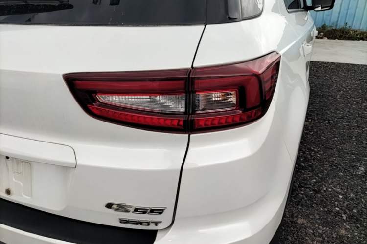 Used CHANGAN CS55 2018 1.5T Automatic Colorful Edition China V Standard Right Rear Taillight