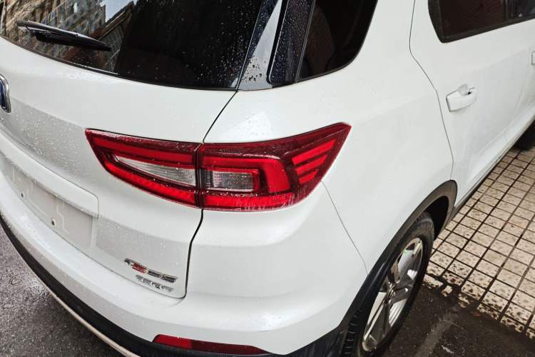 Used CHANGAN CS55 2018 1.5T Automatic Colorful Edition China V Standard Right Rear Taillight