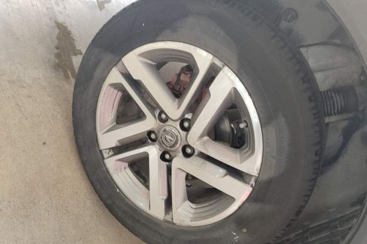Used CHANGAN CS55 2018 1.5T Automatic Colorful Edition China V Standard Right Rear Wheel Hub