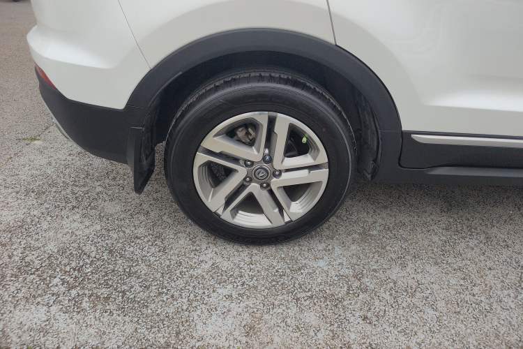 Used CHANGAN CS55 2018 1.5T Automatic Colorful Edition China V Standard Right Rear Wheel Hub