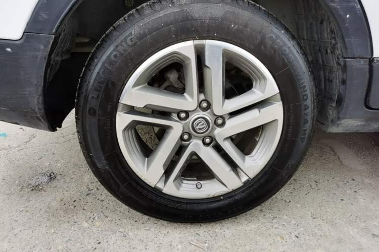 Used CHANGAN CS55 2018 1.5T Automatic Colorful Edition China V Standard Right Rear Wheel Hub