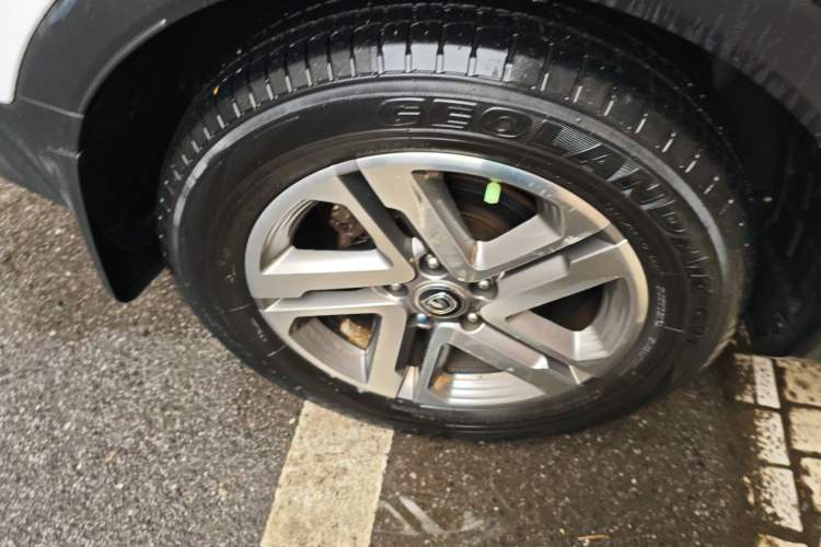 Used CHANGAN CS55 2018 1.5T Automatic Colorful Edition China V Standard Right Rear Wheel Hub