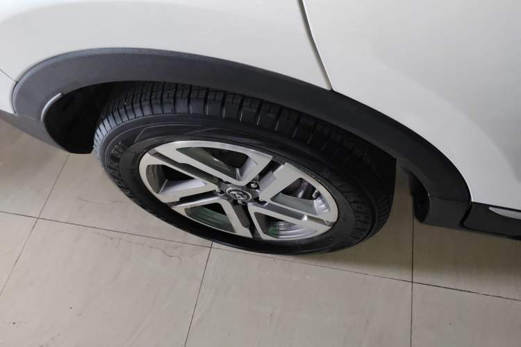 Used CHANGAN CS55 2018 1.5T Automatic Colorful Edition China V Standard Right Rear Wheel Hub