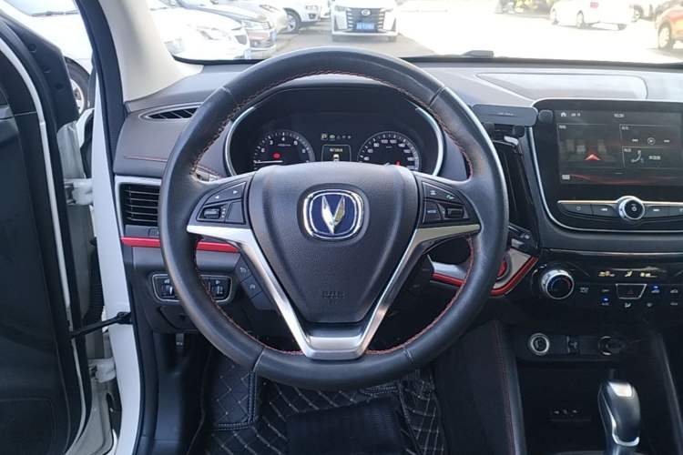 Used CHANGAN CS55 2018 1.5T Automatic BlueMotion Model China V Standard Steering Wheel