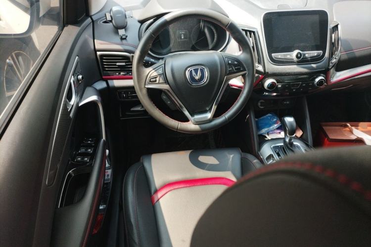Used CHANGAN CS55 2018 1.5T Automatic Colorful Edition China V Standard Steering Wheel