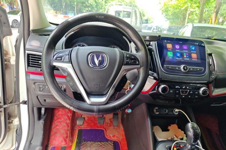 Used CHANGAN CS55 2018 1.5T Manual Colorful Model China V Standard Steering Wheel