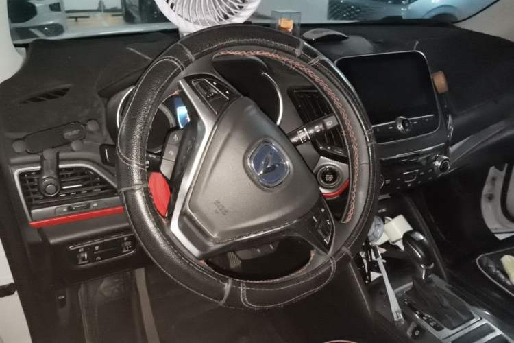 Used CHANGAN CS55 2018 1.5T Automatic Xuan Dong Model China V Standard Steering Wheel