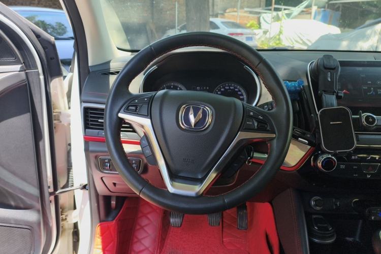 Used CHANGAN CS55 2018 1.5T Manual Colorful Model China V Standard Steering Wheel