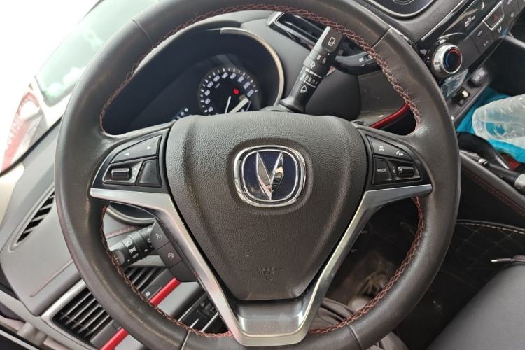 Used CHANGAN CS55 2018 1.5T Manual Colorful Model China V Standard Steering Wheel