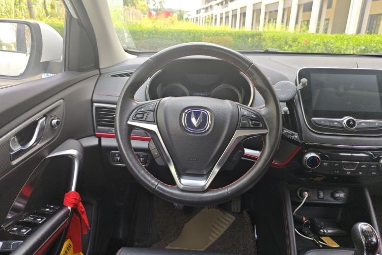 Used CHANGAN CS55 2018 1.5T Manual Colorful Model China V Standard Steering Wheel