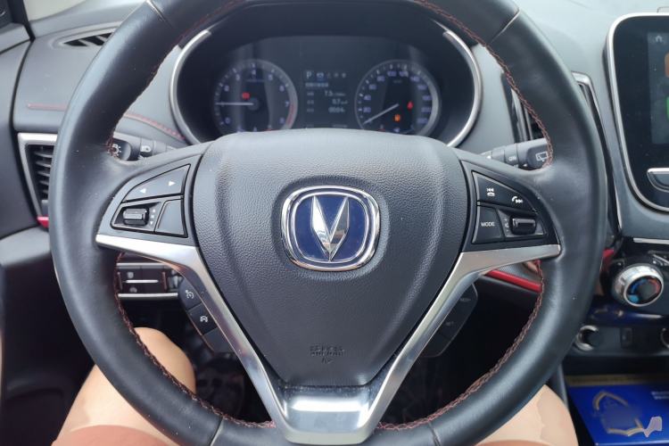 Used CHANGAN CS55 2018 1.5T Automatic Colorful Edition China V Standard Steering Wheel