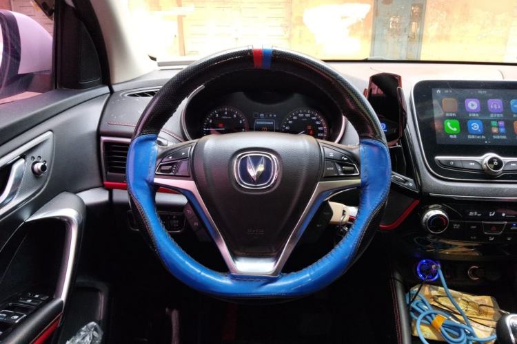Used CHANGAN CS55 2018 1.5T Manual Colorful Model China V Standard Steering Wheel