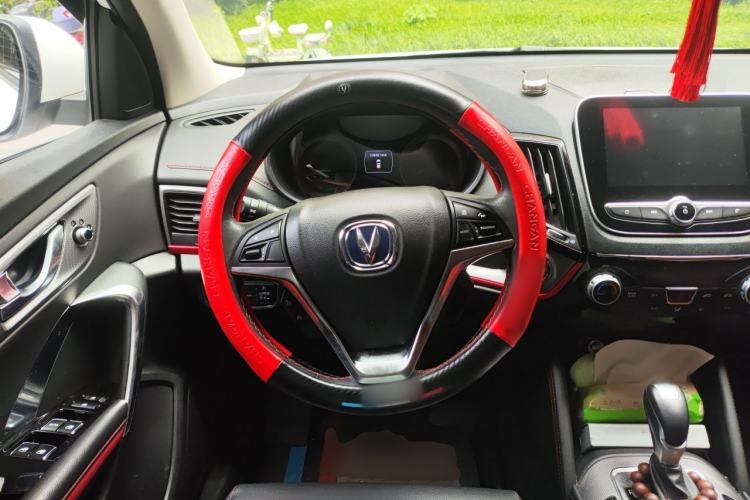 Used CHANGAN CS55 2018 1.5T Automatic Colorful Edition China V Standard Steering Wheel