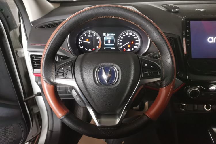 Used CHANGAN CS55 2018 1.5T Automatic Colorful Edition China V Standard Steering Wheel