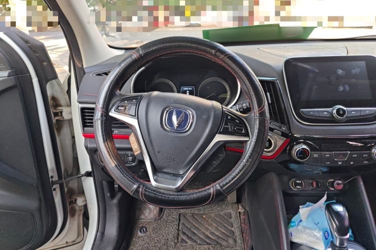 Used CHANGAN CS55 2018 1.5T Automatic Colorful Edition China V Standard Steering Wheel