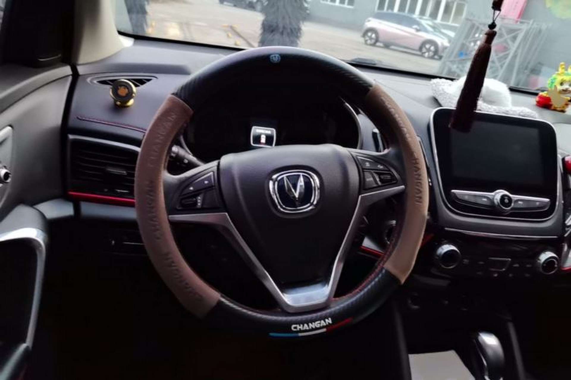 Used CHANGAN CS55 2018 1.5T Automatic Colorful Edition China V Standard Steering Wheel