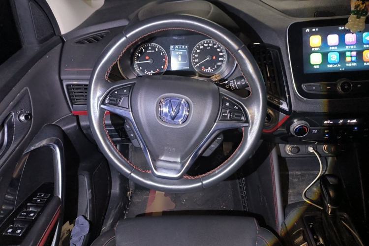 Used CHANGAN CS55 2018 1.5T Automatic Colorful Edition China V Standard Steering Wheel