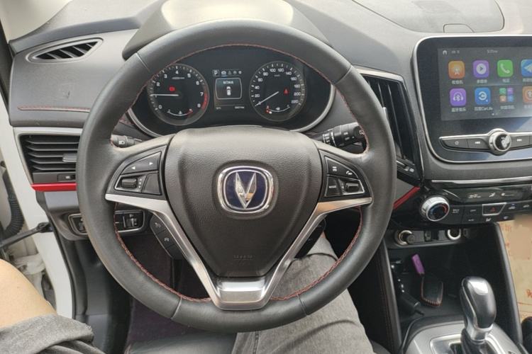 Used CHANGAN CS55 2018 1.5T Automatic Colorful Edition China V Standard Steering Wheel