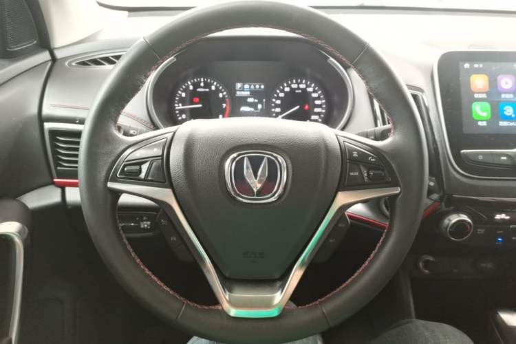 Used CHANGAN CS55 2018 1.5T Automatic Colorful Edition China V Standard Steering Wheel