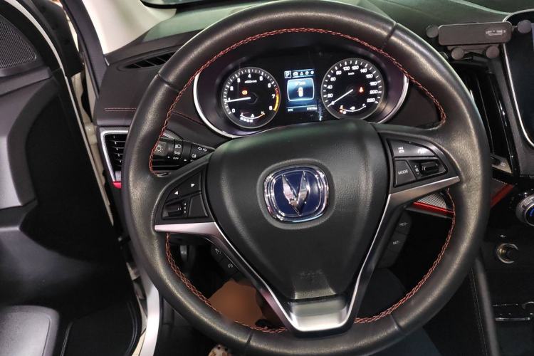 Used CHANGAN CS55 2018 1.5T Automatic Colorful Edition China V Standard Steering Wheel