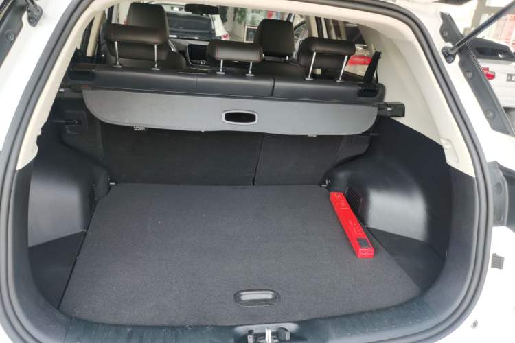 Used CHANGAN CS55 2018 1.5T Automatic Colorful Edition China V Standard Trunk