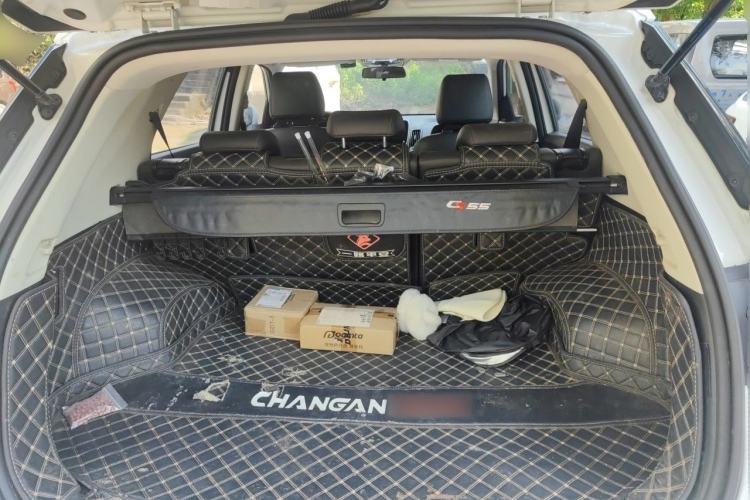 Used CHANGAN CS55 2018 1.5T Manual Colorful Model China V Standard Trunk