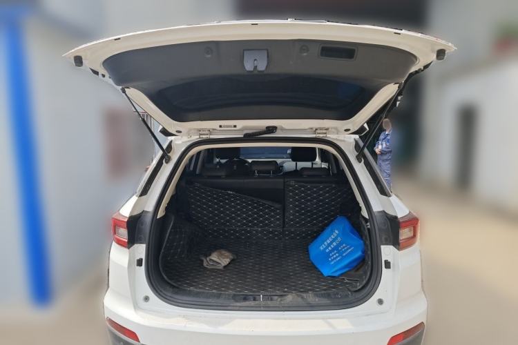 Used CHANGAN CS55 2018 1.5T Automatic Colorful Edition China V Standard Trunk