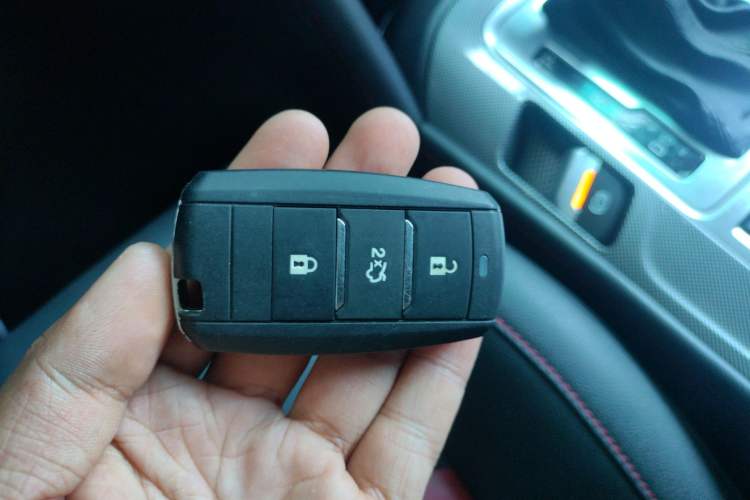Used CHANGAN CS55 2018 1.5T Automatic Colorful Edition China V Standard Vehicle Key