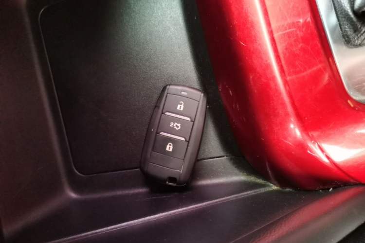 Used CHANGAN CS55 2018 1.5T Automatic Colorful Edition China V Standard Vehicle Key