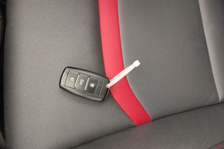 Used CHANGAN CS55 2018 1.5T Automatic Colorful Edition China V Standard Vehicle Key