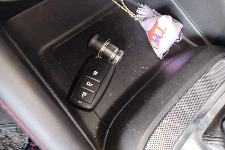 Used CHANGAN CS55 2018 1.5T Automatic Xuan Dong Model China V Standard Vehicle Key