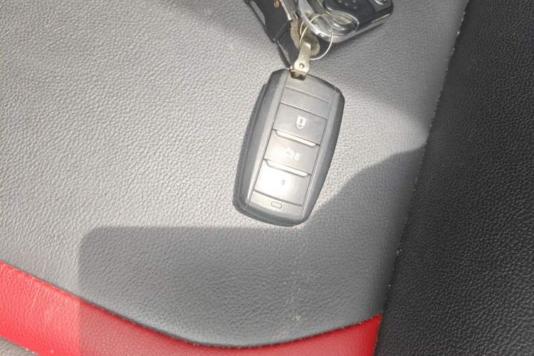 Used CHANGAN CS55 2018 1.5T Automatic Colorful Edition China V Standard Vehicle Key